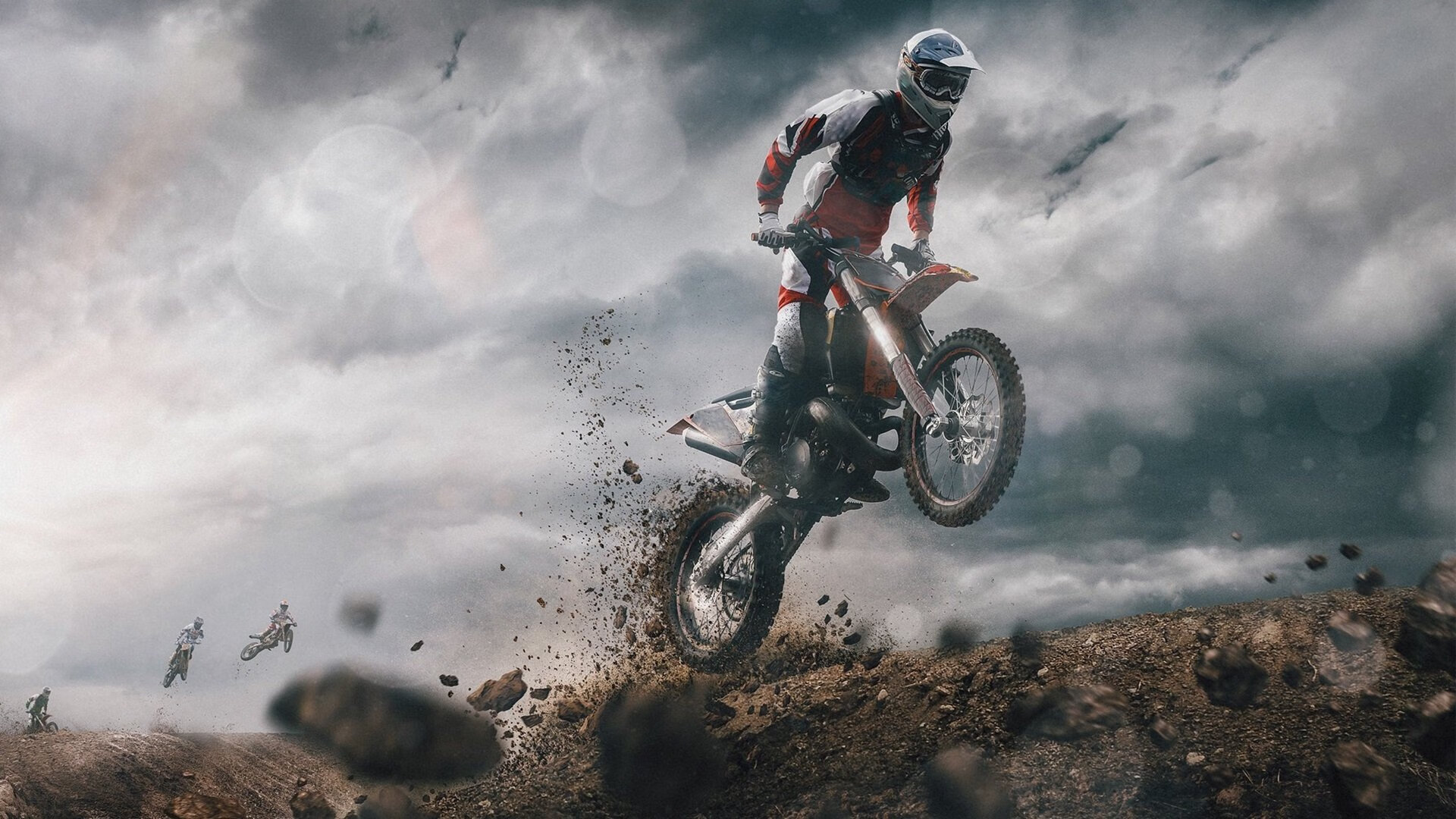 鏖战长空，阿斯顿马丁与哈斯的赛道对决，周冠宇刷新纪录之夜